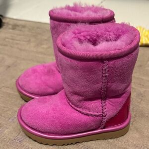 Ugg toddler girl Pink Suede Shearling Boots
